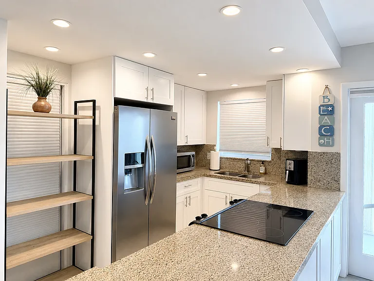 750 N Ocean Blvd #1606 — Photo 6