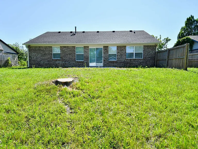 7826 Five Points Rd — Photo 36