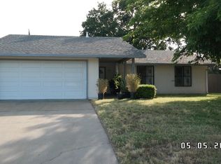 6800 Sandrock Way, Sacramento, CA