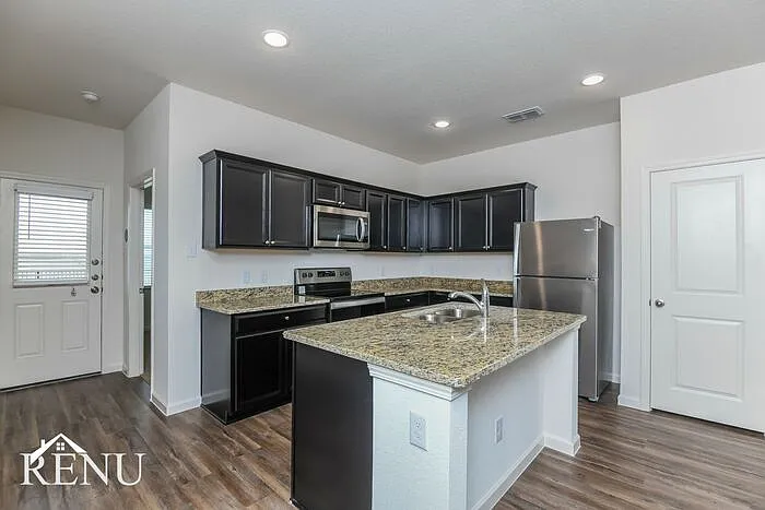 6109 Harrah Ln #6109HL — Photo 4