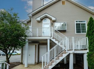 76 Birchwood Rd, Bedminster, NJ 07921