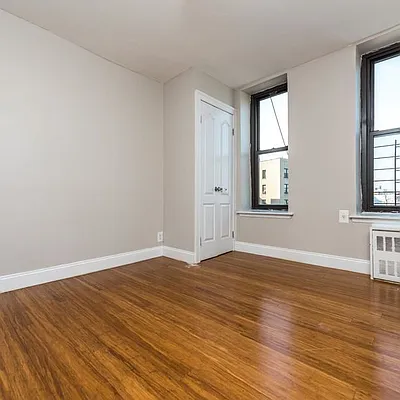Rented by Nooklyn NYC LLC | media 65