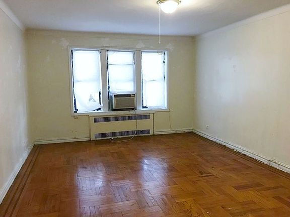 5th image of 590 Ocean Ave #11L