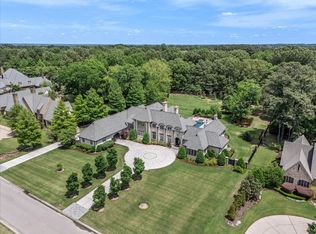 314 Dubray Manor Dr, Collierville, TN 38017