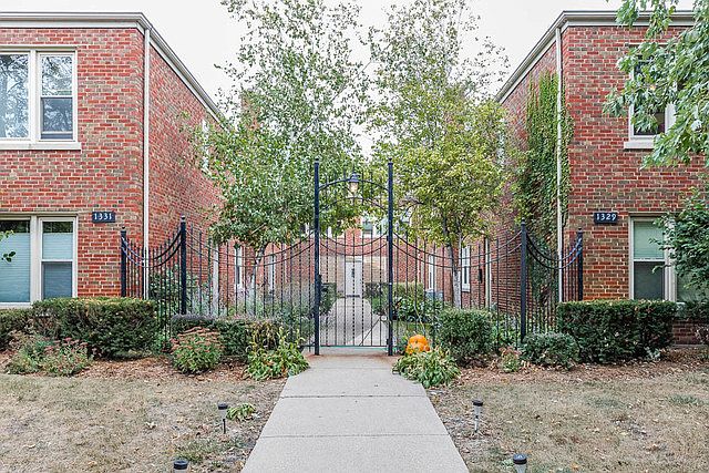 1st image of 1331 N Harlem Ave APT 5