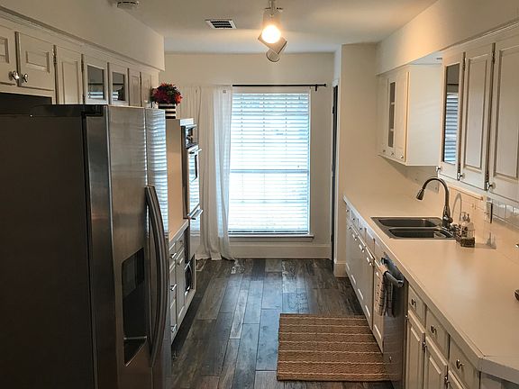 5th image of 2521 Eucalyptus Dr
