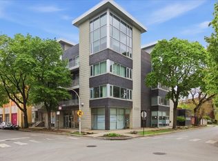 3255 N Paulina St APT 3C, Chicago, IL 60657