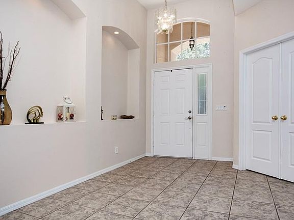 3rd image of 8104 Moccasin Trail Dr