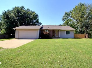 1033 S Doreen St, Wichita, KS 67207