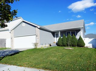 6956 Whitewater Ln, Lincoln, NE 68521