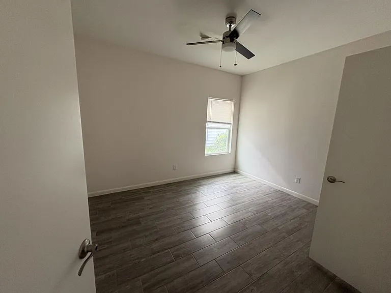 2607 E Hackberry Ave — Photo 5