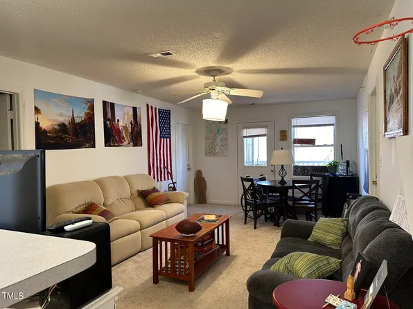 1140 Carlton Ave APT 202, Raleigh, NC 27606