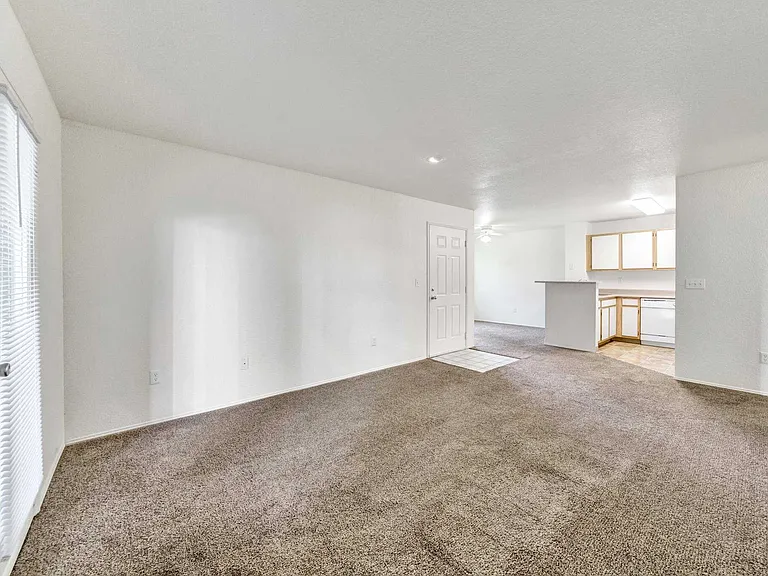 Hampton Ridge Apartments — Photo 25