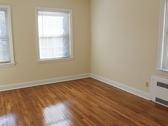 5th image of 2384 Euclid Heights Blvd APT 406