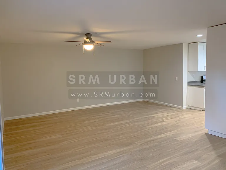 4816 W Mountain View Dr #3 — Photo 2