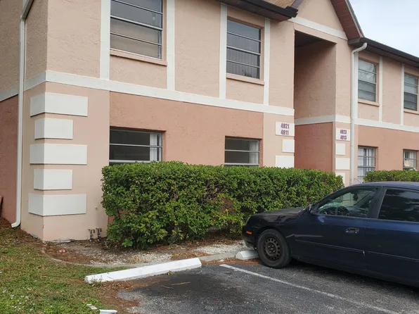 4911 Pinewood Dr NE #8, Palm Bay, FL 32905