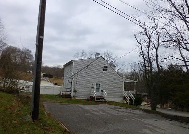2nd image of 257 Pine Trail Rd