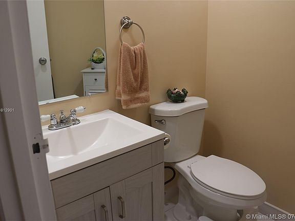 5th image of 395 Brittany I #I