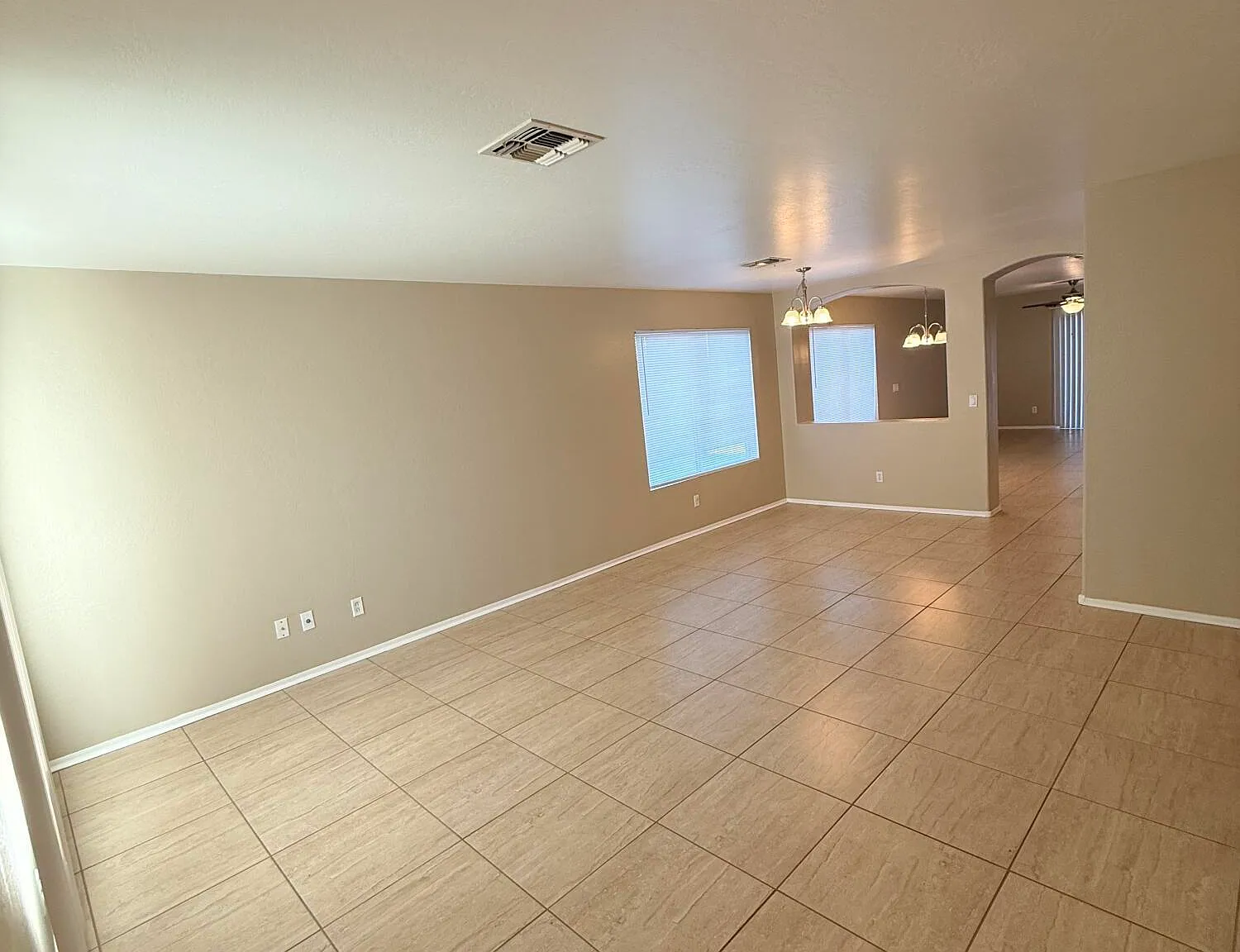 4 bed, 2.0 bath, 1635 sqft, $1,750 — Photo 3
