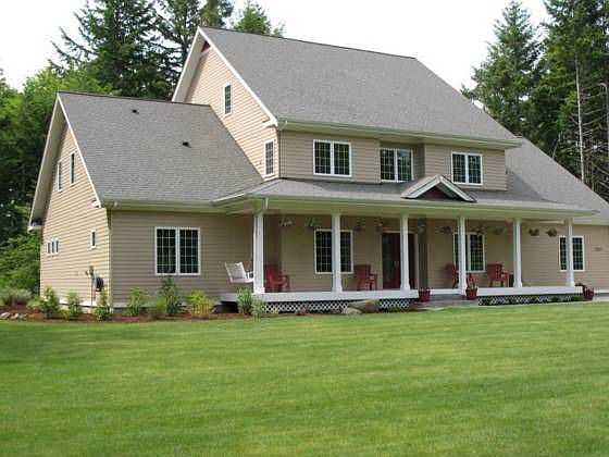 1st image of 8204 Evergreen Dr NE