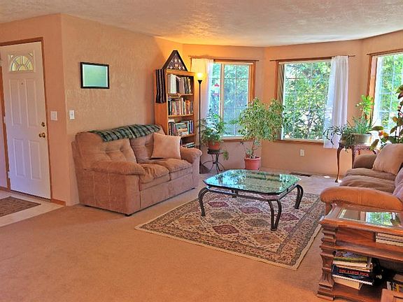 4th image of 1569 Williamsburg Cir
