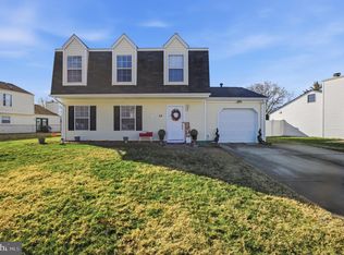 24 Kettering Ln, Hampton, VA 23666