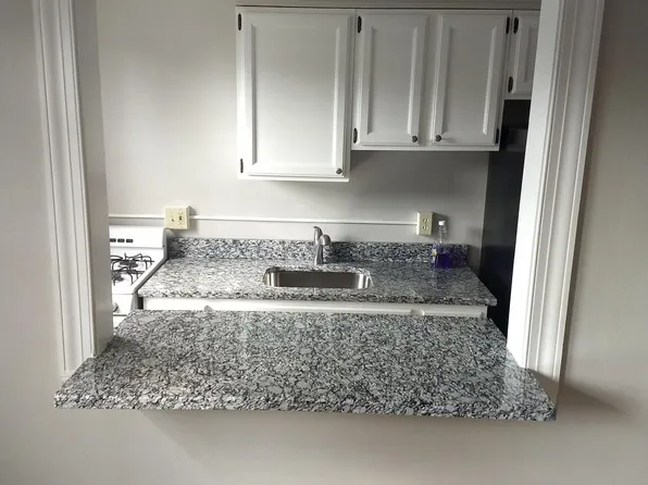 138 Cherrydell Rd APT 2, Catonsville, MD 21228