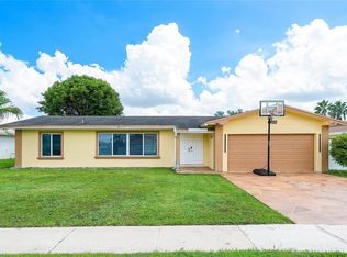 8132 NW 67th Ave, Tamarac, FL 33321