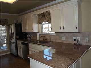 5th image of 1732 S Purpera Ave