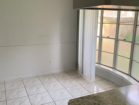 4th image of 7923 Stroud Dr