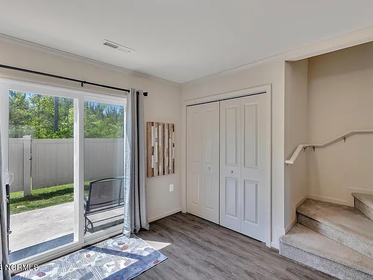445 Sullivan Loop Rd — Photo 12