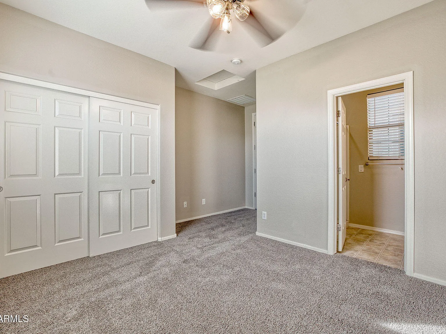 5 bed, 5.5 bath, 3503 sqft, $3,250 — Photo 3