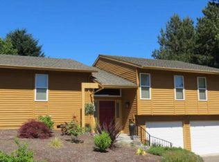 1905 Hillhouse Dr, West Linn, OR 97068