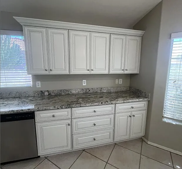 617 S Golden Key St — Photo 9