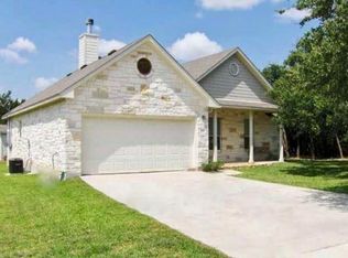 101 Pebbles Dr, Liberty Hill, TX 78642