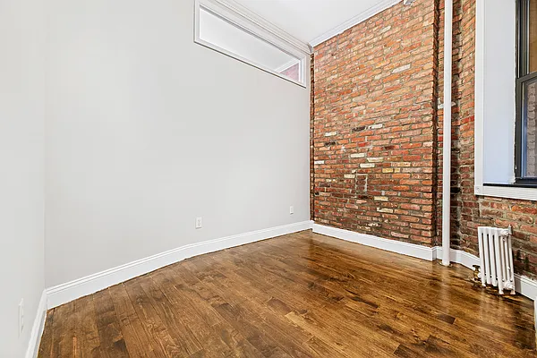 Rented by REAL New York | media 18