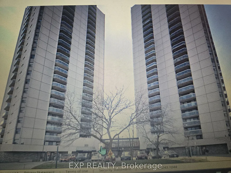 323 Colborne St #206