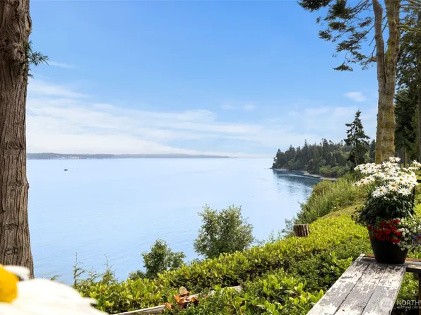 1620 E Marrowstone Road, Nordland, WA 98358