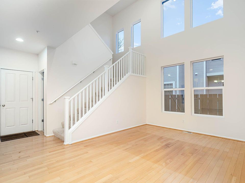 4422 S 220th Pl, Kent, WA 98032 Zillow