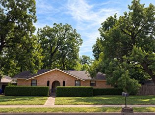 424 Lakewood Dr, Desoto, TX 75115