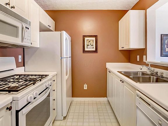 5th image of 5779 Blendon Place Dr