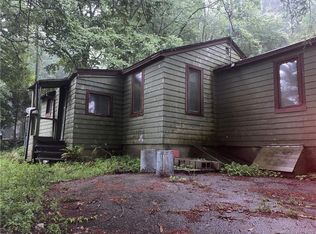 241 S Windham Rd, Willimantic, CT 06226