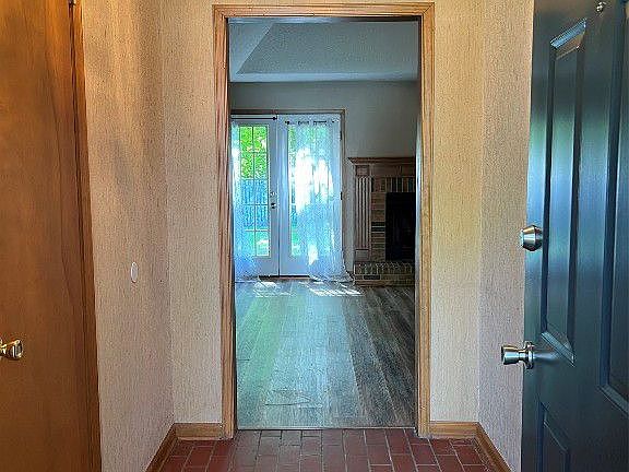 2nd image of 6331 Willow Glen Dr