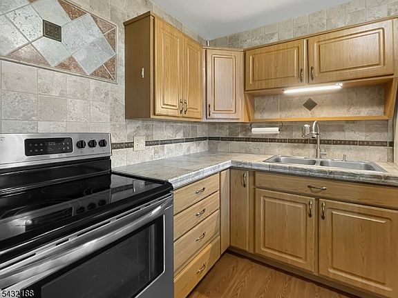 2nd image of 706 Rugby Road