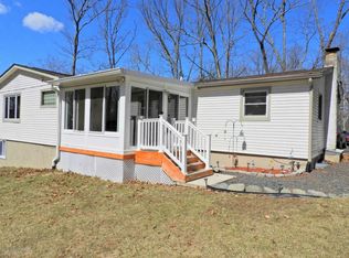 1163 Park Dr, East Stroudsburg, PA 18302
