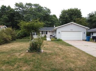 572 N Madison St, Marshall, MI