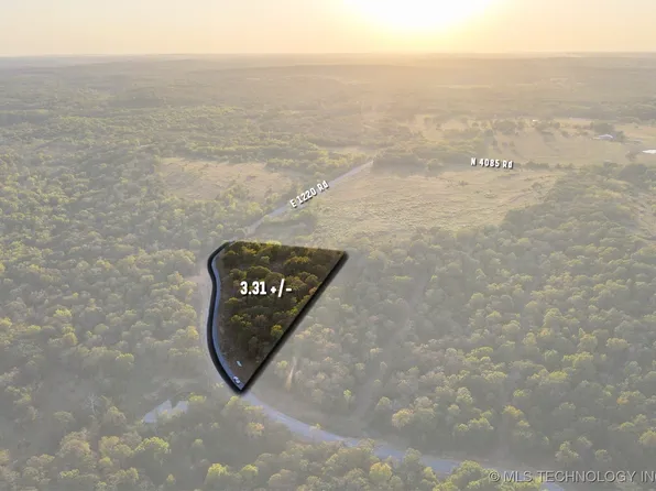 29 E 1220th Rd, Eufaula, OK 74432