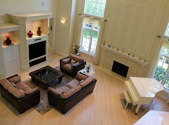 2nd image of 718 Long Cove Ct