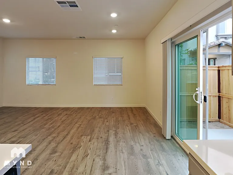 3049 Pruett Dr — Photo 8