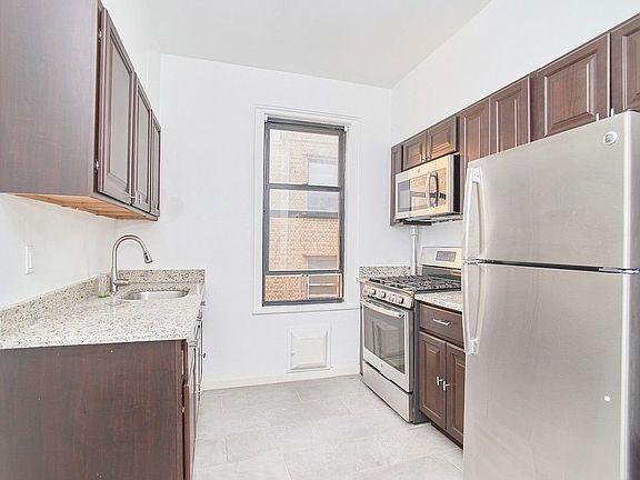 3rd image of 350 Fort Washington Ave #4C